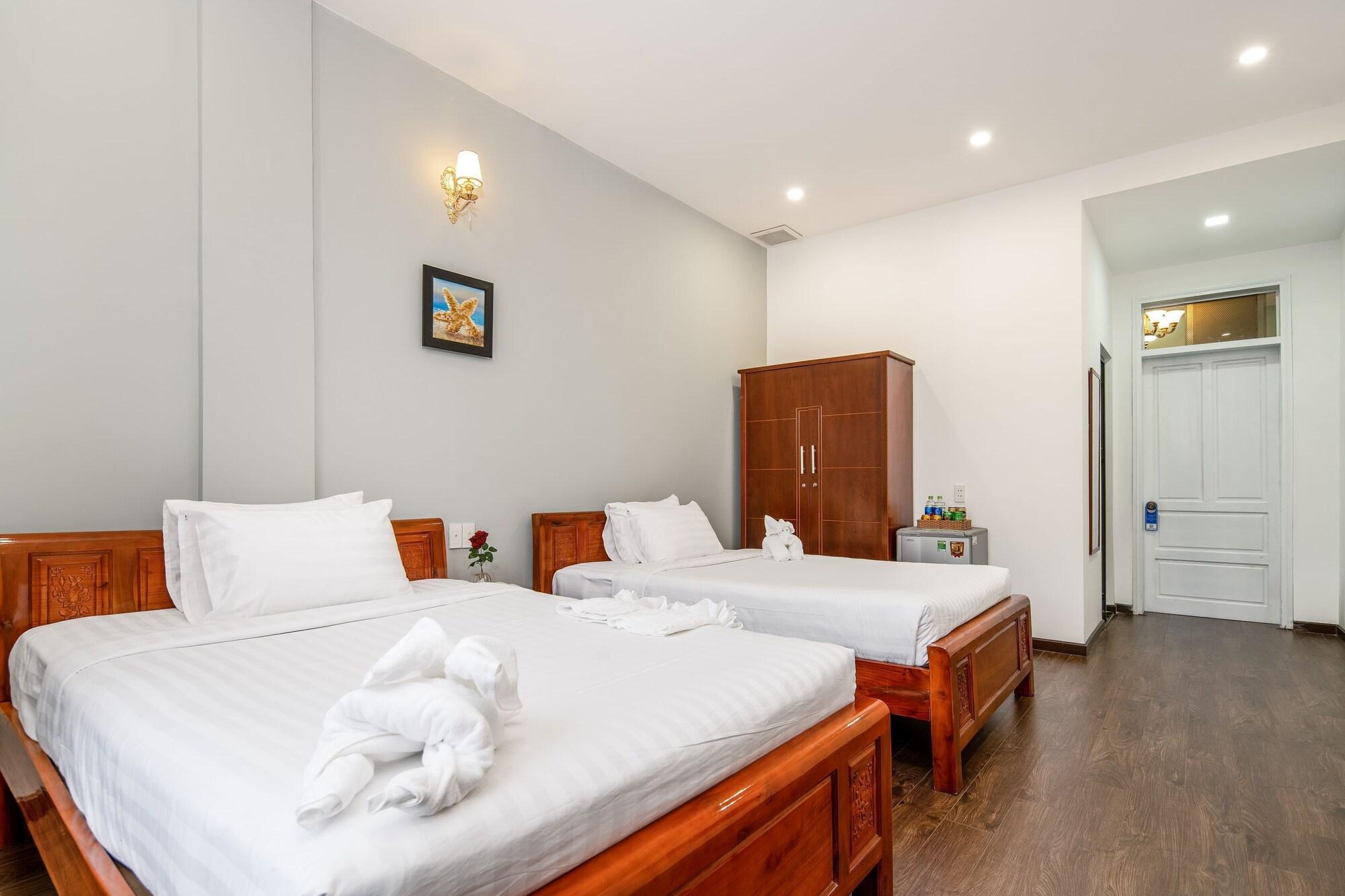 Bamboo Hotel Da Nang Exterior photo