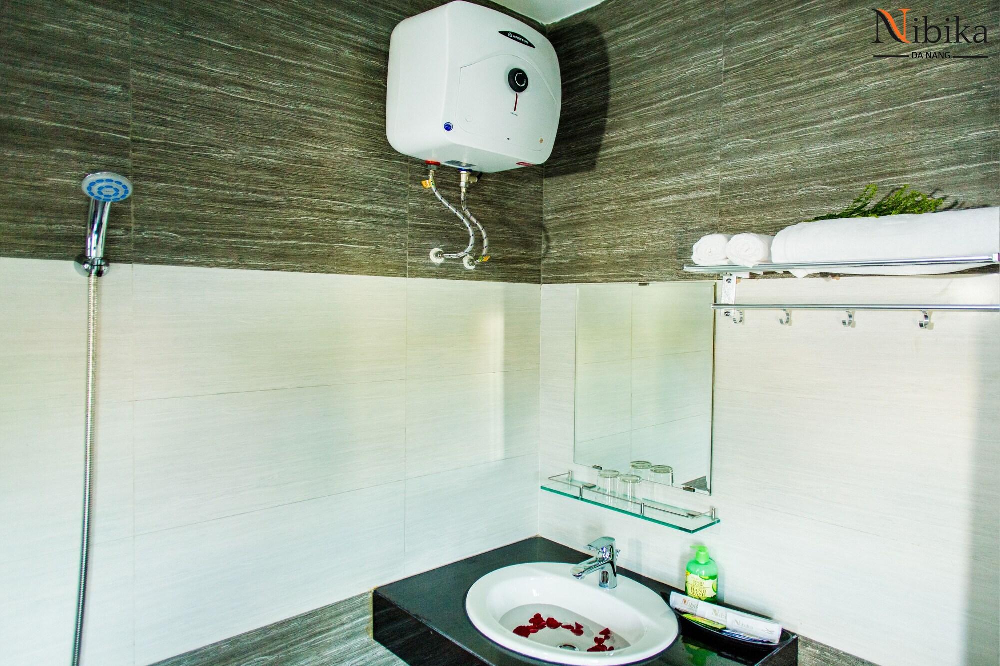 Bamboo Hotel Da Nang Exterior photo